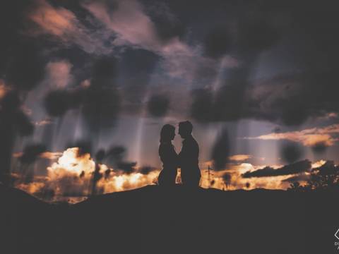 Diamond Awards for Engagement Portraits FotoOri Studio Wedding Photographer